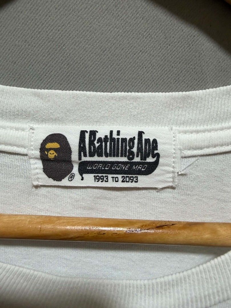 A Bathing Ape BAPE Ape Head White T-shirt (Category: Tshirts & Polo Shirts ) located in Quezon City. Submitted by kimzxc_536 (Listing ID 1469536748, Image 3). Description: BRAND: BAPE NAPA LC NA NATEN PASOK TO PERO DOUBLE CHECK NYO NALNG Size: XLARGE Dimes: 22 X 31 Condition: EXCELLENT Colorate: 9.7/10 Issue: CUT SIZE TAG Price: 850 plus sf.