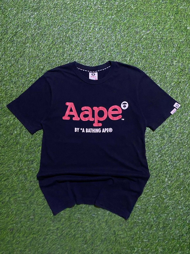 Aape By A Bathing Ape Black Graphic Tee (Category: Tshirts & Polo Shirts ) located in Manila. Submitted by franzenbal30332 (Listing ID 1469535799, Image 1). Description: AAPE SIZE M WIDTH - 18 LENGTH - 27 COLOR RATE 9.8 EXCELLENT CONDI NO ISSUE.