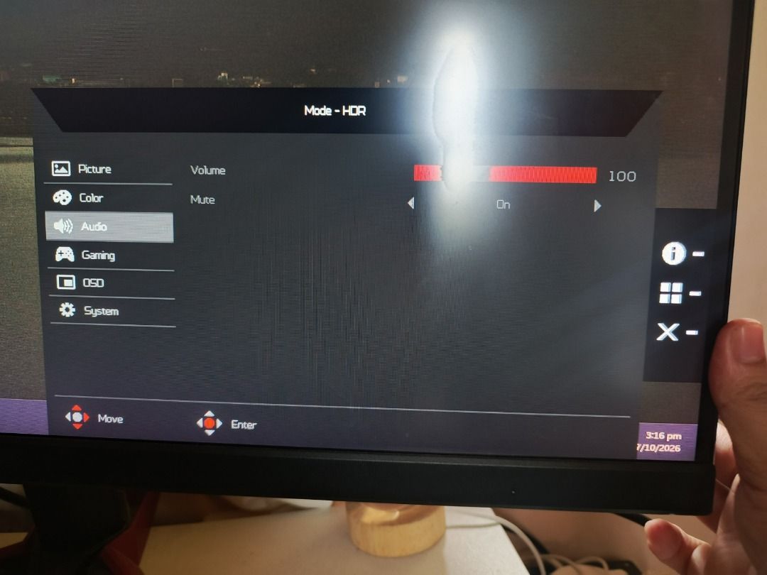 Acer Gaming Monitor (Category: Monitor Screens) located in Caloocan City. Submitted by oddphoenix.b81bbe (Listing ID 1469419792, Image 2). Description: ACER VG270 Specs : • Screen Size: 27 inches (Flat display) • Panel Type: IPS (In-Plane Switching) — nagbibigay ng magandang kulay at malawak na viewing angles • Resolution: Full HD 1920 x 1080 pixels (16:9 aspect ratio) • Brightness: 250 nits (cd/m²) • Contrast Ratio: 1,000:1 (Native) • Viewing An