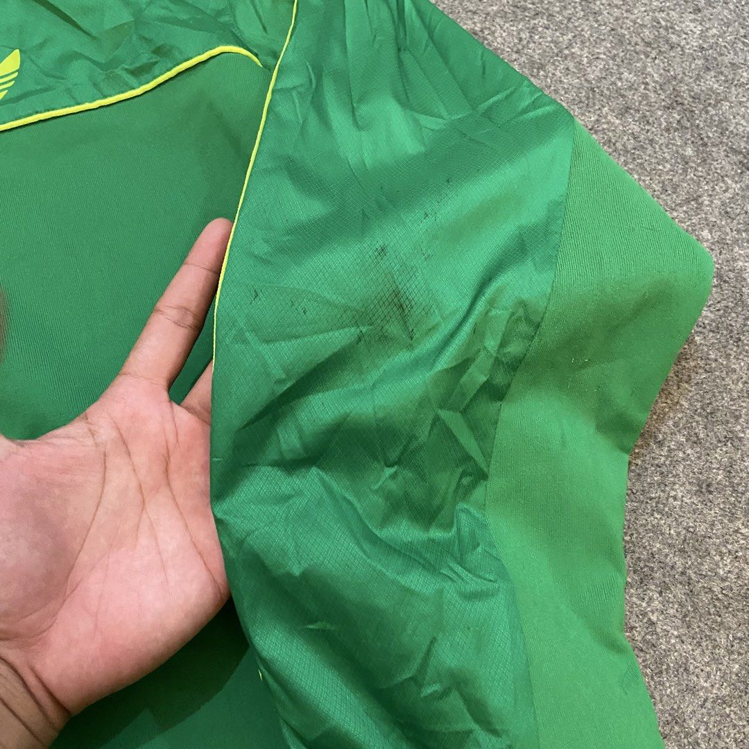 ADIDAS (Category: Coats, Jackets and Outerwear) located in Mabalacat. Submitted by alternativegoodsco (Listing ID 1469555076, Image 3). Description: pm me for more details .