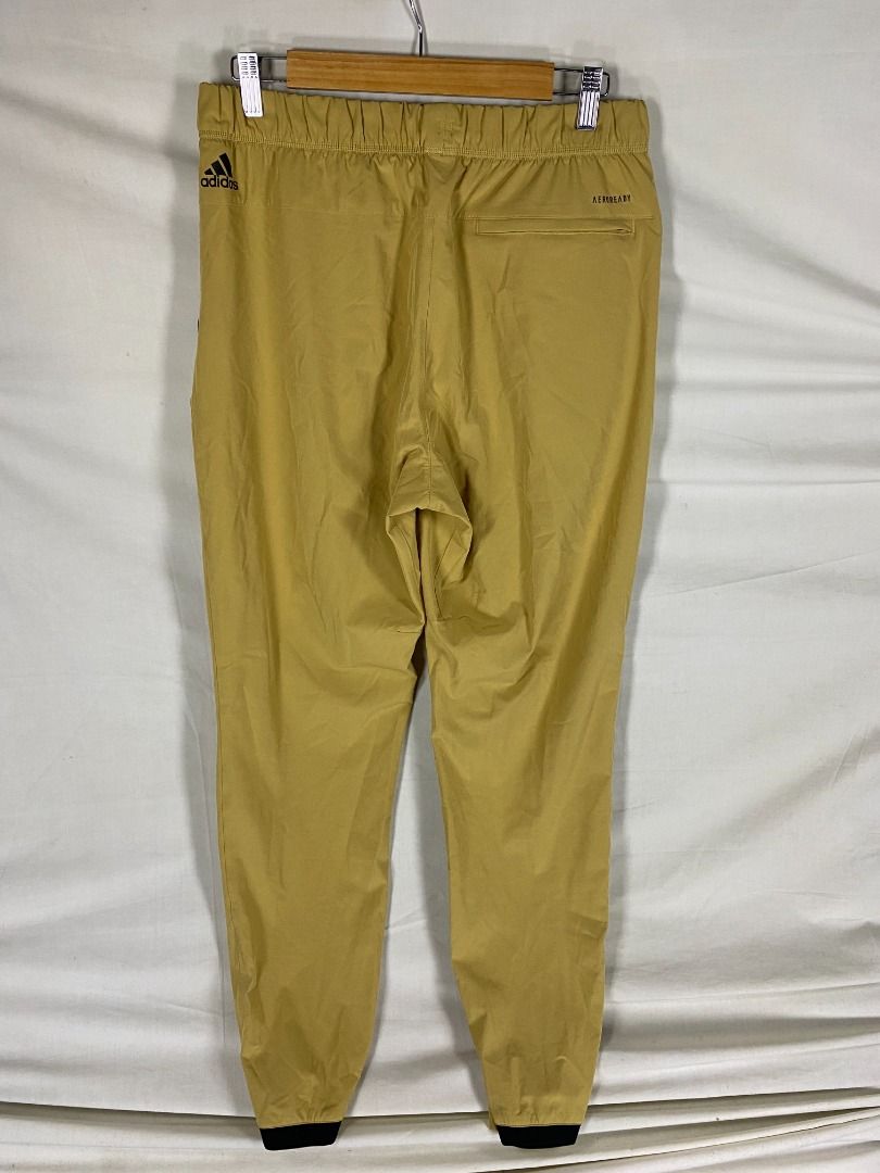 Adidas AEROREADY Woven Training Jogger Pants / Size Medium (Category: Joggers) located in Antipolo. Submitted by canadafindss (Listing ID 1469399388, Image 3). Description: Visit & Follow Canada Finds for more premium thrift, streetwear, vintage, techwear, activewear, and branded finds from Canada 🇨🇦 More items posted regularly: https://www.carousell.ph/u/canadafindss Adidas AEROREADY Woven Training Jogger Pants / Size Medium Clean and versatil