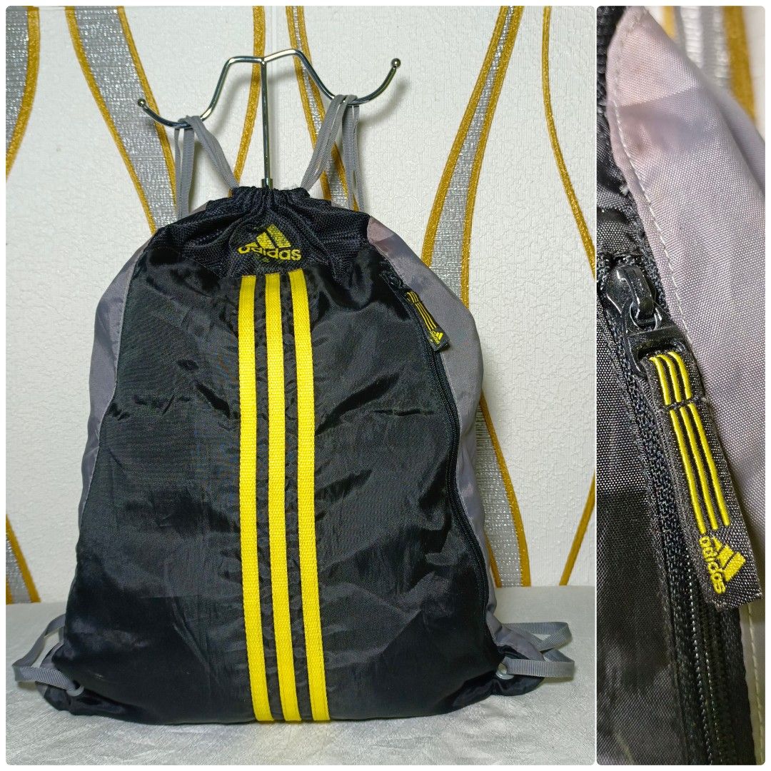 ADiDAS Drawstring Backpack (Category: Backpacks) located in Baguio. Submitted by castiel.25 (Listing ID 1469442607, Image 1). Description: ▪️Ukay Source ▪️Excellent Condition ▪️Thick Material.