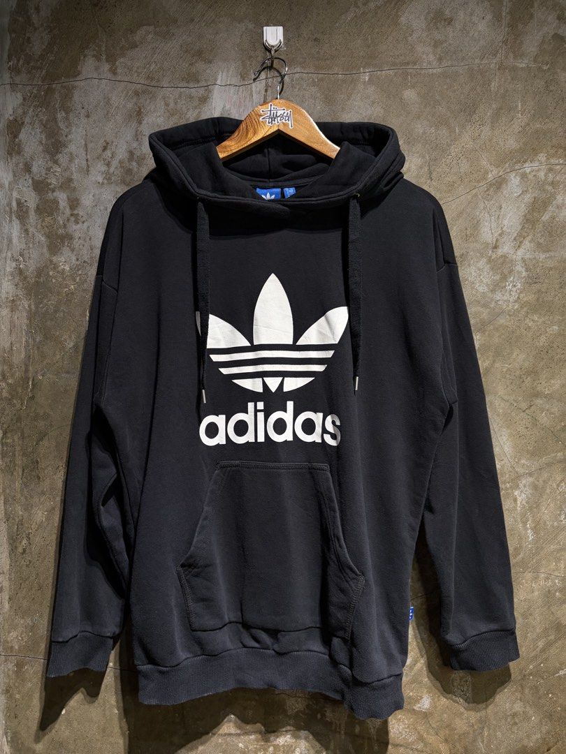 Adidas hoodie (Category: Coats, Jackets and Outerwear) located in Manila. Submitted by thrifttika (Listing ID 1469536140, Image 1). Description: .
