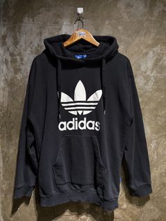 (Category: ) located in . Submitted by thrifttika (Listing ID 1469536140, Image 1). Description: .