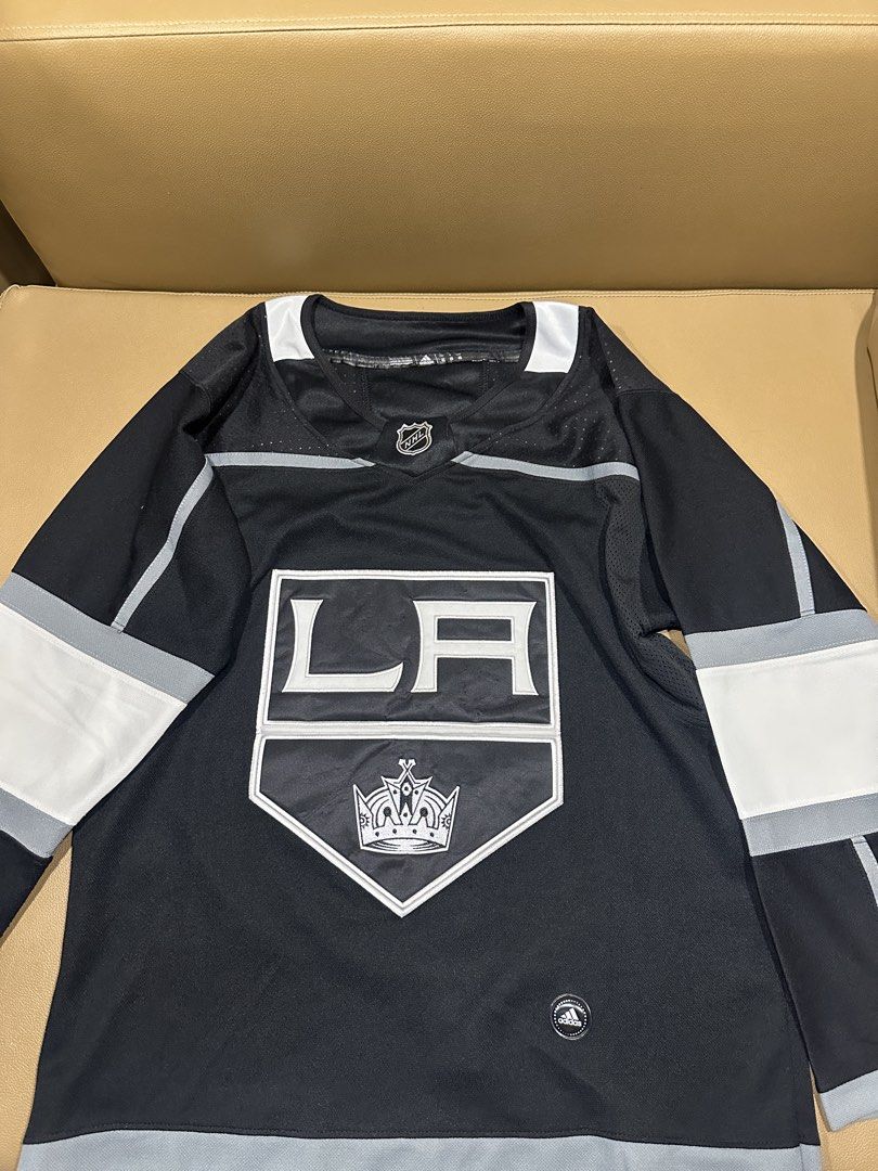 ADIDAS LA KINGS NHL JERSEY (Category: Activewear) located in Manila. Submitted by sellingdove (Listing ID 1469466877, Image 1). Description: 🔥RFS - NEED FUNDS🔥 🔥CONDITION - LIGHTLY USED 🔥 🔥SHIPPING FROM MANILA, MALATE🔥.