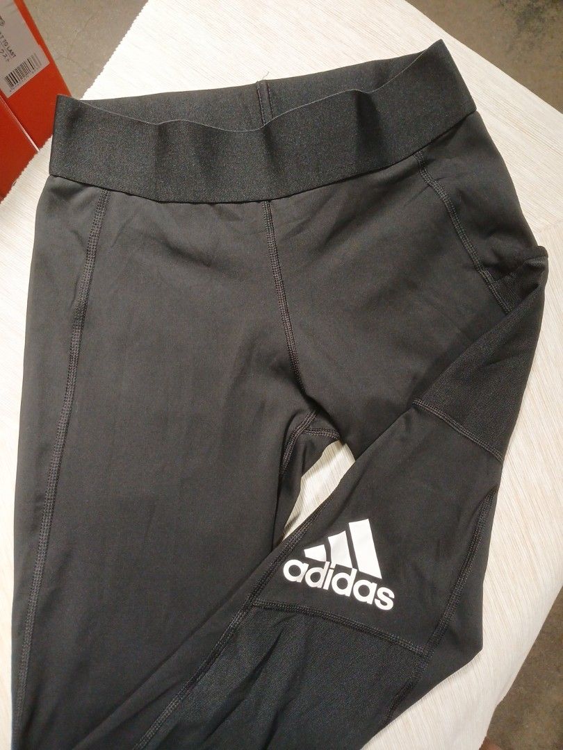 Adidas leggings (Category: Activewear) located in La Trinidad. Submitted by dashopperist (Listing ID 1469409725, Image 1). Description: .