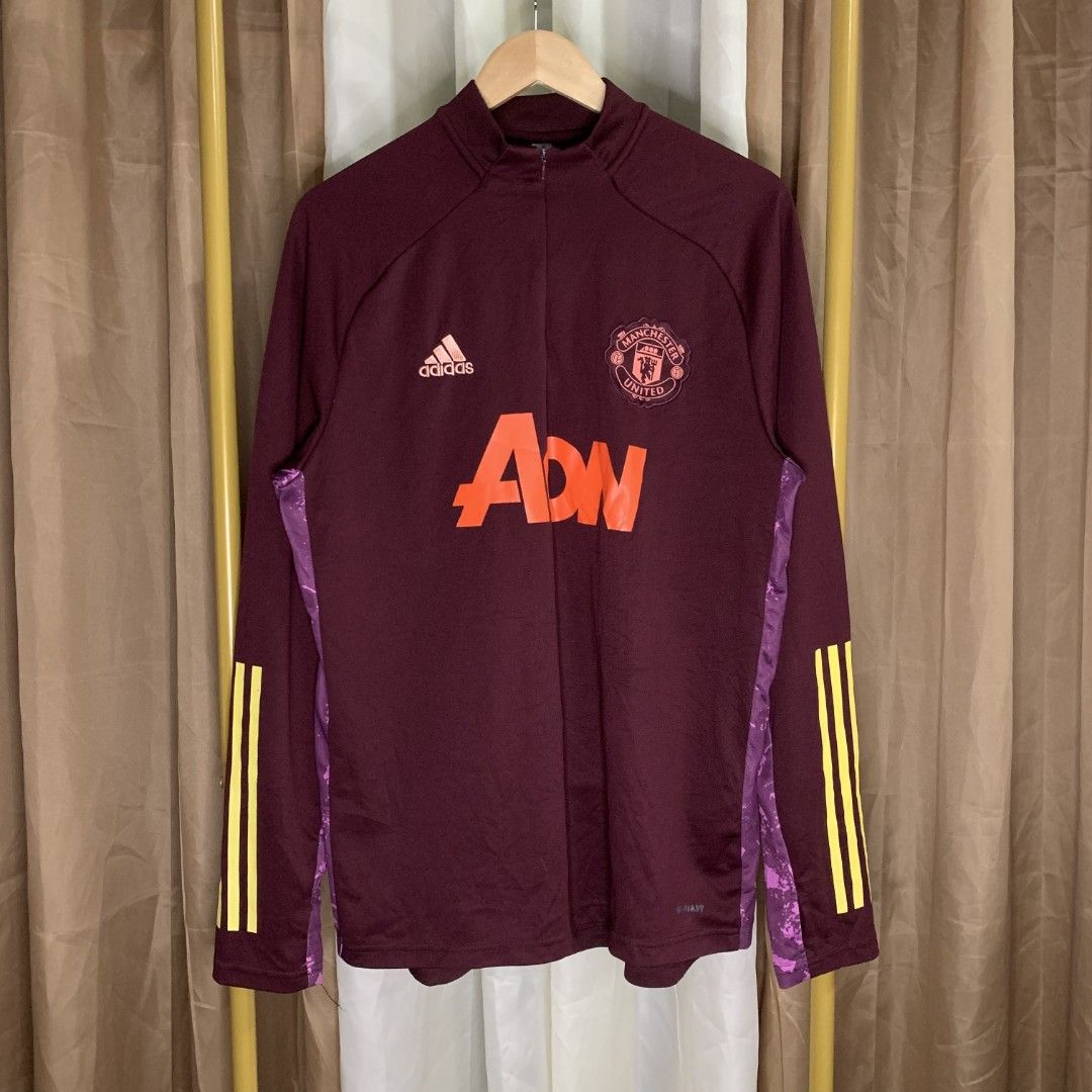 ADIDAS LONGSLEEVE (Category: Coats, Jackets and Outerwear) located in Binalonan. Submitted by thrift_on2022 (Listing ID 1469516985, Image 1). Description: W- 22 L - 29/30 Color rate - 9.8/10 Excellent Condition❗️.
