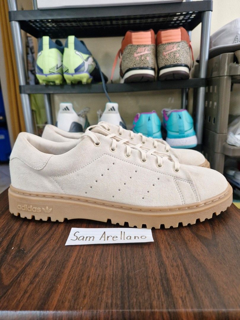 Adidas Men's Stan Smith Freitzeit (Category: Sneakers) located in Quezon City. Submitted by thehashwallph (Listing ID 1469478494, Image 1). Description: Retirement Sale! Until Maubos Nalang ang Stocks! Adidas Men's Stan Smith Freizeit Size Available: Men's 10.5US Only Original Price: ₱7,500.00 WALANG IBANG SIZE PASS SA LOWER PRICE Used 2x to the office Almost new Excellent condition Small spots on one toe as seen in pic 100% Legit & Original Comp