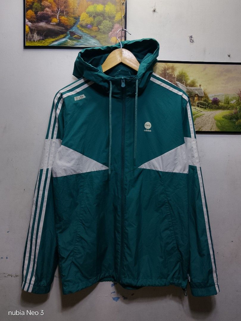 adidas neo windbreaker (Category: Coats, Jackets and Outerwear) located in Valenzuela. Submitted by joshwrldselection (Listing ID 1469455532, Image 1). Description: medium - large excellent condition no issue thrift..