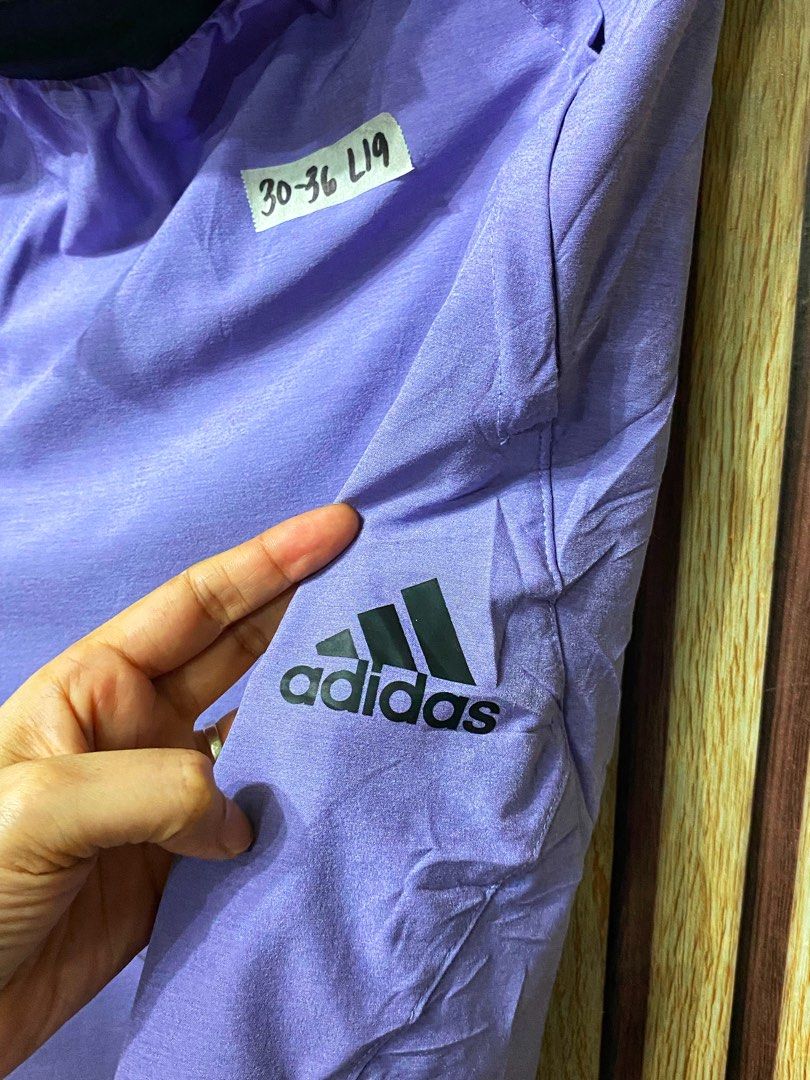 Adidas running short (Category: Shorts) located in Manila. Submitted by killianthriftshop1096 (Listing ID 1469399623, Image 2). Description: As new condition W30-36 L19 No issue.