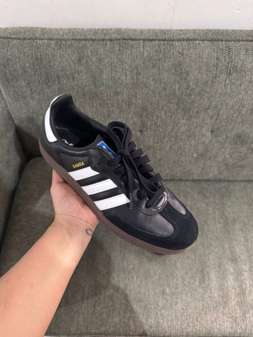 Adidas Samba Black Sneakers (Category: Sneakers) located in Bayombong. Submitted by franzugimoto (Listing ID 1469531717, Image 2). Description: - Adidas Samba sneakers - Original with box - Almost Brand New ( Sinukat Lang ) - 3K Shipped.