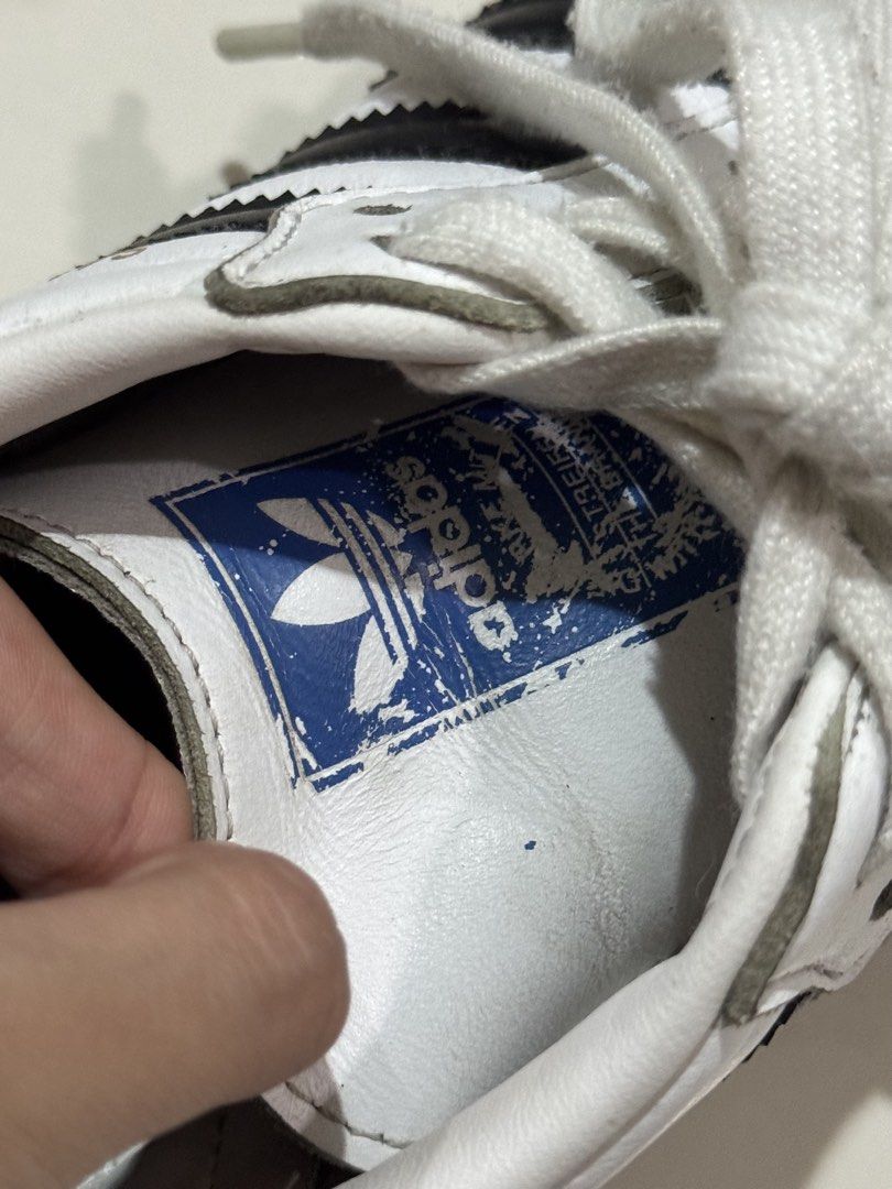 Adidas Samba OG White Black Sneakers (Category: Sneakers & Footwear) located in Manila. Submitted by buyandbyebyg (Listing ID 1469447952, Image 3). Description: • no original box • pre-loved ↳ condition is shown in the photos, so please manage expectations mop: gcash mod: lalamove / j&t 📍 taft, manila (dlsu area) please message me if interested! thank you ♡.
