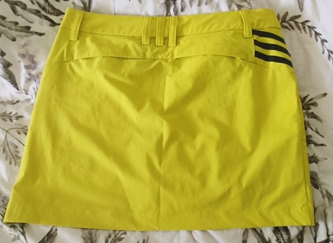 ADIDAS SKIRT (Category: Activewear) located in Davao. Submitted by anikanik88 (Listing ID 1469446678, Image 2). Description: ORIGINAL ADIDAS SKIRT WITH INNER SHORT SMALL SIZE.