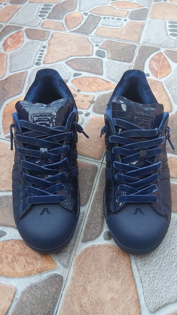 Adidas Superstar II Anthony Edwards Navy Croc (Category: Sneakers) located in Iloilo. Submitted by zkachu (Listing ID 1469471927, Image 3). Description: This listing will be deleted November 15th when I move out of my current home For SALE (NO TRADES) Adidas Superstar II Navy Croc (Anthony Edwards) 2026 Footlocker release SRP: PhP 6,000 size: Men's US 10 condition: 9/10 WORN ONCE! I haven't cleaned or given the outsoles a wipedown but they could 