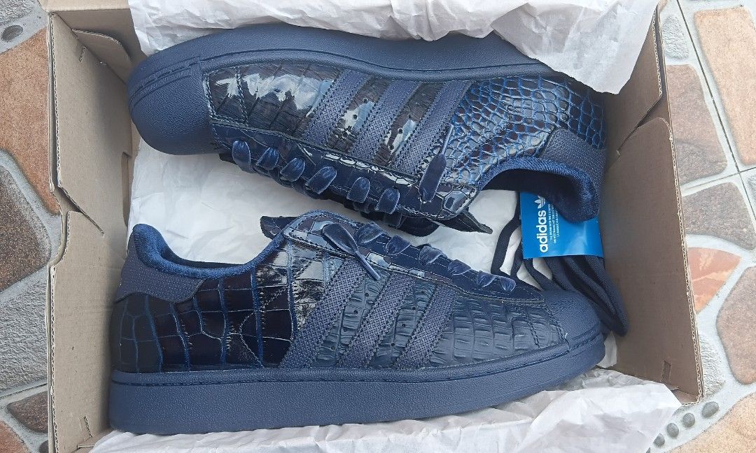 Adidas Superstar II Anthony Edwards Navy Croc (Category: Sneakers) located in Iloilo. Submitted by zkachu (Listing ID 1469471927, Image 1). Description: This listing will be deleted November 15th when I move out of my current home For SALE (NO TRADES) Adidas Superstar II Navy Croc (Anthony Edwards) 2026 Footlocker release SRP: PhP 6,000 size: Men's US 10 condition: 9/10 WORN ONCE! I haven't cleaned or given the outsoles a wipedown but they could 