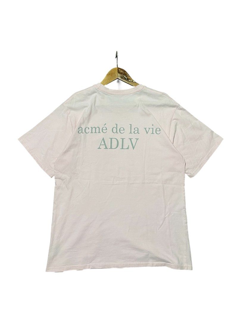 ADLV SHIRT (Category: Activewear) located in Munoz. Submitted by bb_jimbo0 (Listing ID 1469566360, Image 1). Description: Adlv shirt Size 2 .