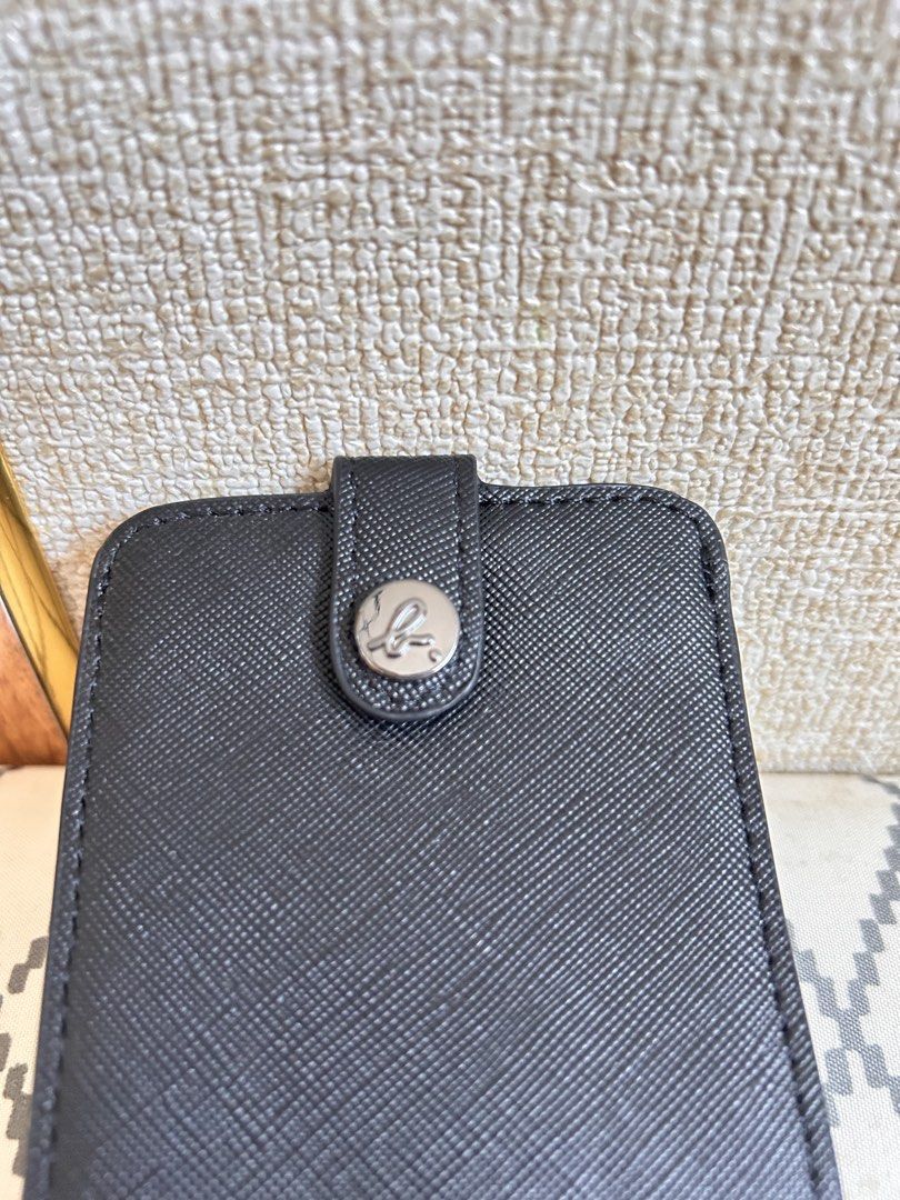 AgnesB ID holder (Category: Stationery & School Supplies) located in Puerto Princesa. Submitted by kanejela (Listing ID 1469432979, Image 3). Description: Brand new.