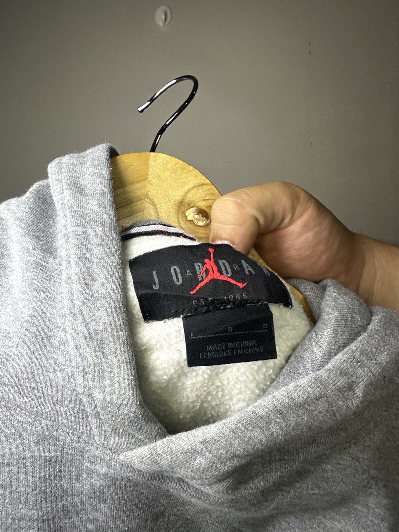 AIR JORDAN (Category: Coats, Jackets and Outerwear) located in Molave. Submitted by thriftmate13 (Listing ID 1469498947, Image 2). Description: .