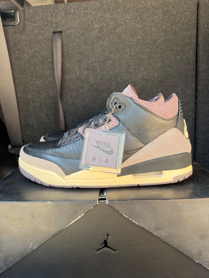 Air Jordan 3 Retro Ama Maniere (Category: Sneakers) located in Caloocan City. Submitted by luckydeer_4f53ea (Listing ID 1469441592, Image 2). Description: - Model: Air Jordan 3 Retro Off Noir - Condition: Brand New / Deadstock (Zero wear) - Size: Women's US 11.5 / UK 9 / EUR 44 - Details: Tumbled black leather upper, suede overlays, and vintage-look sail midsole - Inclusions: Original box, extra laces, and protective dust wrap - Meet-ups and ship