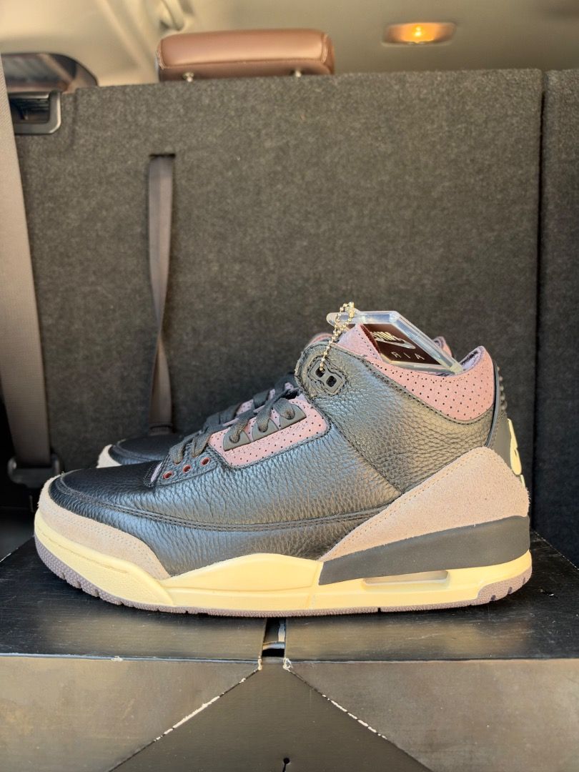 Air Jordan 3 Retro Ama Maniere (Category: Sneakers) located in Caloocan City. Submitted by luckydeer_4f53ea (Listing ID 1469441592, Image 1). Description: - Model: Air Jordan 3 Retro Off Noir - Condition: Brand New / Deadstock (Zero wear) - Size: Women's US 11.5 / UK 9 / EUR 44 - Details: Tumbled black leather upper, suede overlays, and vintage-look sail midsole - Inclusions: Original box, extra laces, and protective dust wrap - Meet-ups and ship