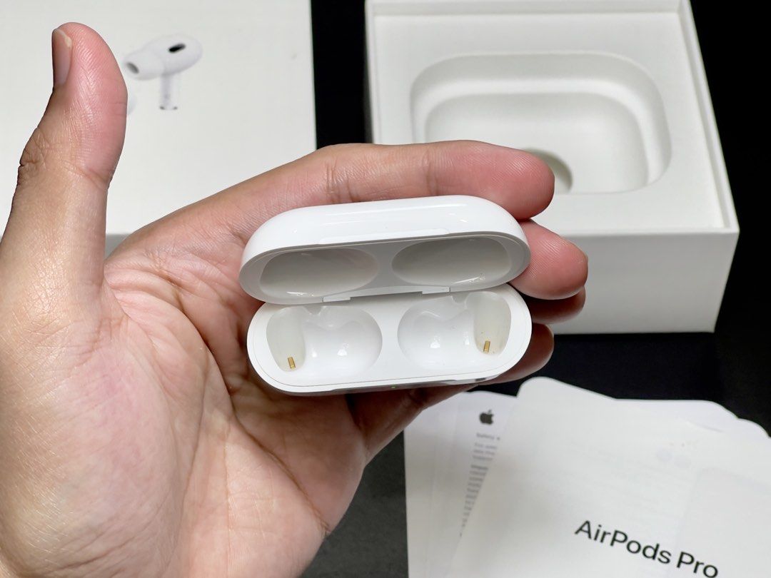 Airpods PRO 2 CHARGING CASE TYPE-C ONLY (Category: Earphones) located in Manila. Submitted by prelovedbyporttt (Listing ID 1469485110, Image 2). Description: Airpods PRO 2 CHARGING CASE TYPE-C ONLY 🔗PERSONAL WARRANTY: 1 MONTH (Valid as long as the item hasn’t been dropped or exposed to water) • 100% No hidden defects • 100% Battery health is in great condition • 100% Fully functional • 100% Original item (feel free to check my transaction post o