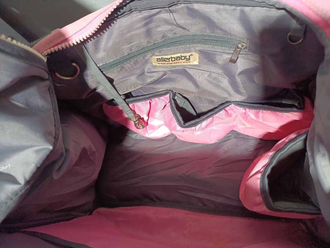Allerbaby bag (Category: Shoulder Bags) located in Naga. Submitted by zksboutique (Listing ID 1469453926, Image 2). Description: Good condition Allerbaby.