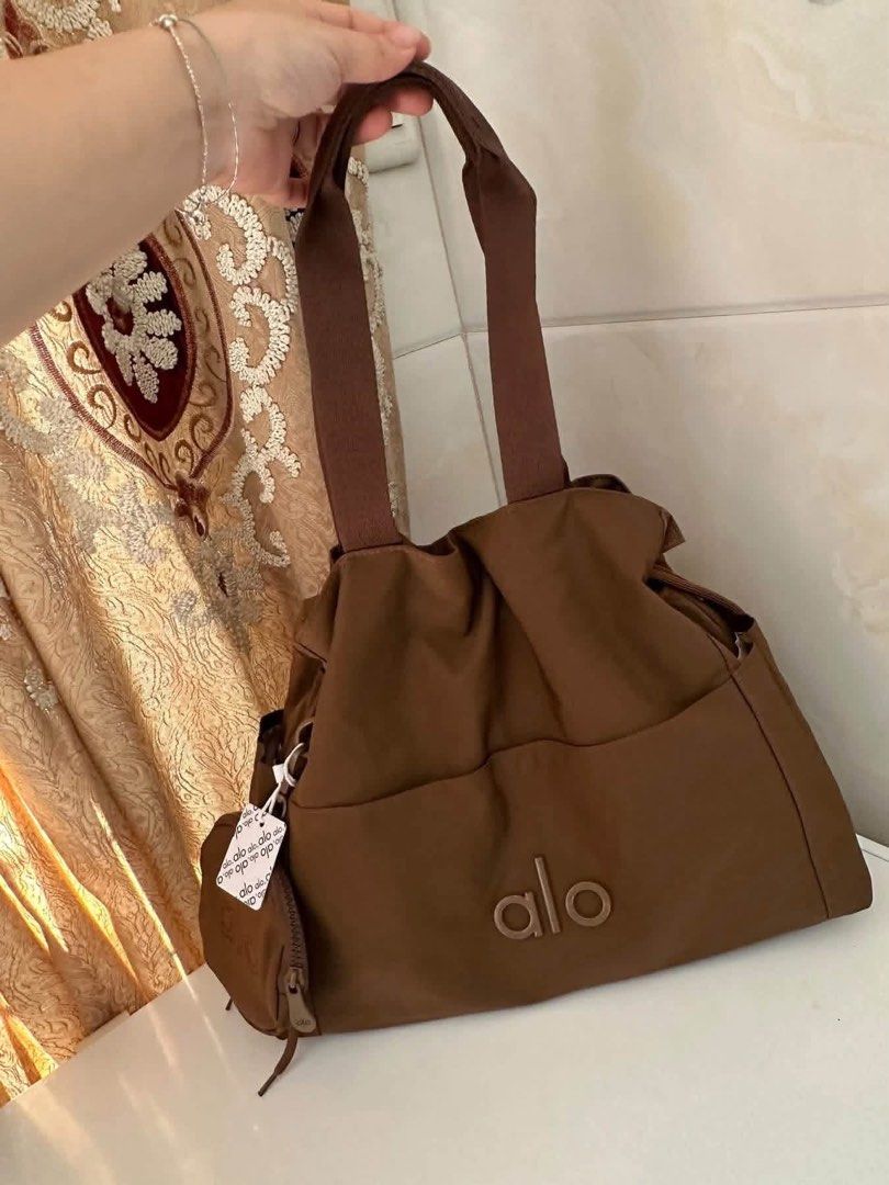 ALO Shoulder Bag (Category: Shoulder Bags) located in Quezon City. Submitted by stuffs.hellyy (Listing ID 1469561490, Image 3). Description: check last photo for inside details.