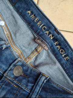 (Category: ) located in . Submitted by preloved_manila (Listing ID 1469479253, Image 1). Description: .