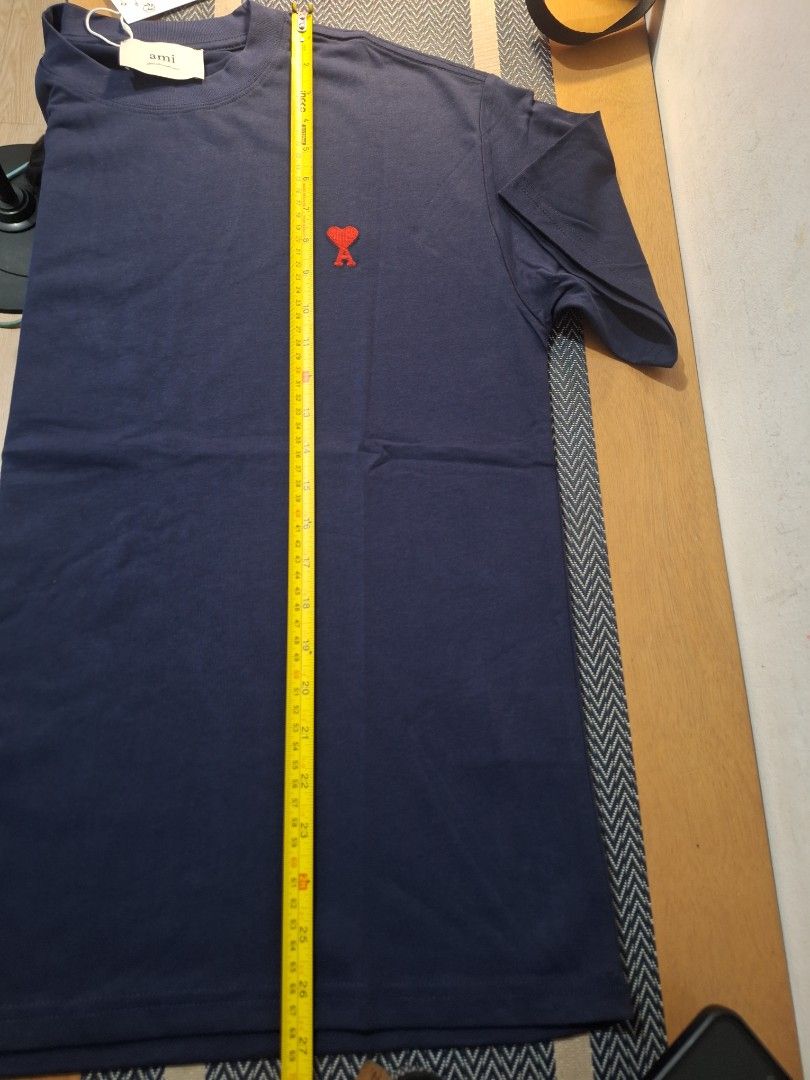 Ami shirt boxy fit small navyblue (Category: Tshirts & Polo Shirts ) located in Santa Rosa. Submitted by pat0317 (Listing ID 1469497973, Image 3). Description: brandnew legit no issue ami tshirt navyblue small - 21 x 26.5 cod cop lbc lalamove.
