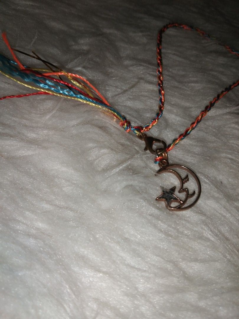 Anklet moon design (Category: Anklets) located in Quezon City. Submitted by eidorableshop (Listing ID 1469402623, Image 2). Description: .