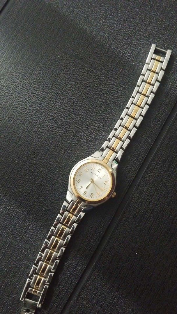 Anne Klein Two-Tone Watch (Category: Women's Watches) located in Calamba. Submitted by camilledc_12292105 (Listing ID 1469530181, Image 1). Description: ⌚ Anne Klein Ladies Watch for Sale! ✨ 💖 Elegant two-tone silver and gold design with a classic white dial. Perfect for everyday wear or special occasions! Brand: Anne Klein Dial Size: Approximately 30 mm (estimated) Design: Two-tone silver and gold Condition: Pre-loved 💌 PM for the price and in