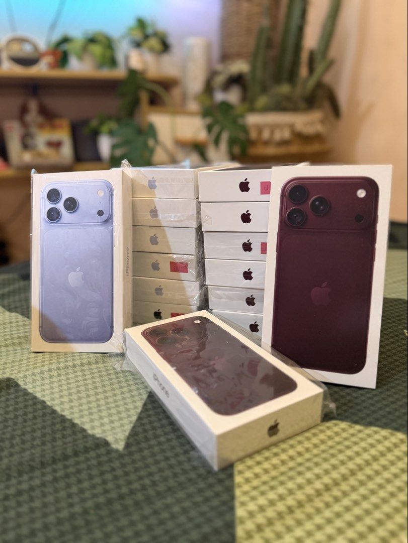 Apple iPhone 18 Pro & Pro Max (Category: iPhone 18 Series) located in Quezon City. Submitted by law.1789 (Listing ID 1469126236, Image 1). Description: BRAND NEW SEALED NTC - FACTORY UNLOCKED UNITS FIXED PRICE PO iPhone 18 Pro 256GB - Burgundy iPhone 18 Pro Max 256GB - Burgundy / Glacier / Black iPhone 18 Pro Max 512GB - Burgundy / Glacier MEETUP OR PICKUP ONLY Pickup: Tandang Sora, Quezon City Meetup: SM North / Trinoma or nearby malls.