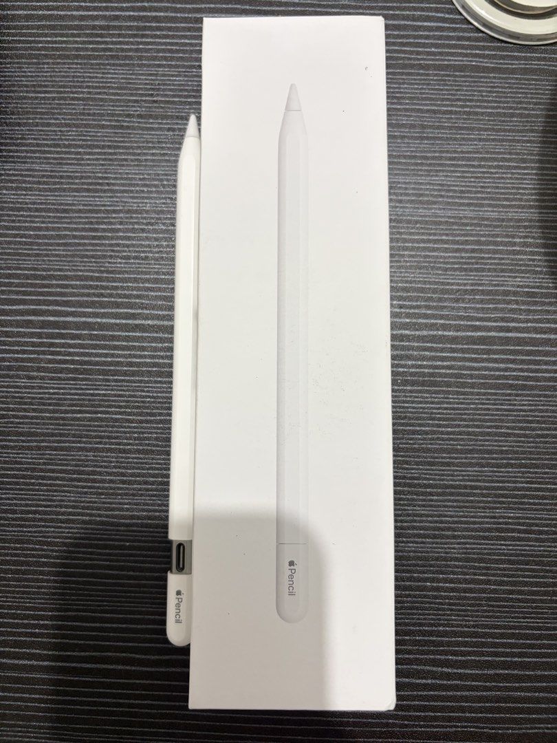 Apple Pencil USB C (Category: Other Mobile & Gadget Accessories) located in Pasig City. Submitted by cocoflakes (Listing ID 1469507034, Image 2). Description: Barely used Apple Pencil USB C, bought from Beyond the Box in 2025 - No issues, only used a few times - Smooth writing - Price: 3,000 - Loc: Mandaluyong/Pasig.