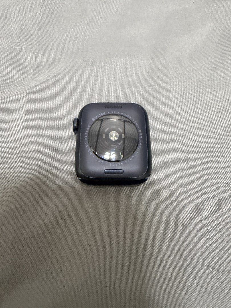 Apple Watch SE GPS 40mm Midnight - S/M (Category: Wearables & Smart Watches) located in Lucena. Submitted by mademoisellemd (Listing ID 1469534144, Image 3). Description: Fast selling my less than a year-old Apple Watch SE 40mm for 7k, bought directly from Apple. Need emergency funds lang. Free accessories and straps. With original charger. Box misplaced. + New protective film installed.