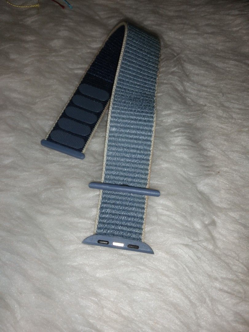 Apple watch strap (Category: Bracelets) located in Quezon City. Submitted by eidorableshop (Listing ID 1469404108, Image 1). Description: .
