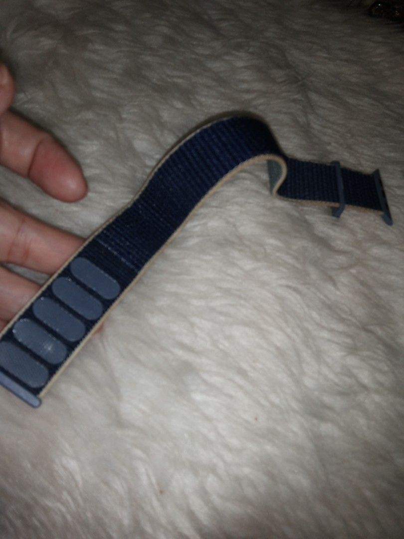 Apple watch strap (Category: Bracelets) located in Quezon City. Submitted by eidorableshop (Listing ID 1469404108, Image 2). Description: .