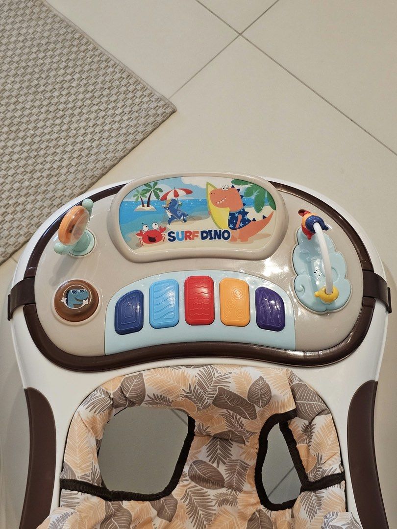 Apruva Baby Walker (Category: Infant Playtime) located in Muntinlupa City. Submitted by thriftpandamnl (Listing ID 1469442592, Image 3). Description: 🏷️P800 📍Brgy Sucat, Muntinlupa Never used. Parang brand new pa din. RFS: decluttering baby items .