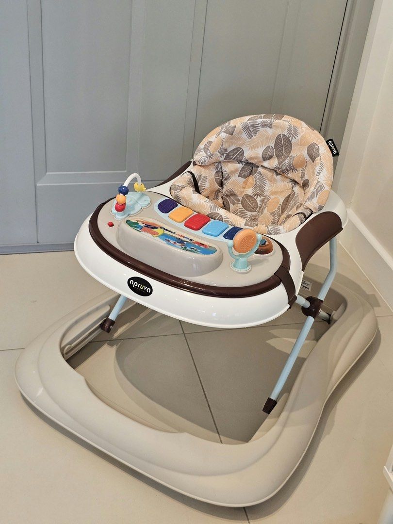 Apruva Baby Walker (Category: Infant Playtime) located in Muntinlupa City. Submitted by thriftpandamnl (Listing ID 1469442592, Image 2). Description: 🏷️P800 📍Brgy Sucat, Muntinlupa Never used. Parang brand new pa din. RFS: decluttering baby items .