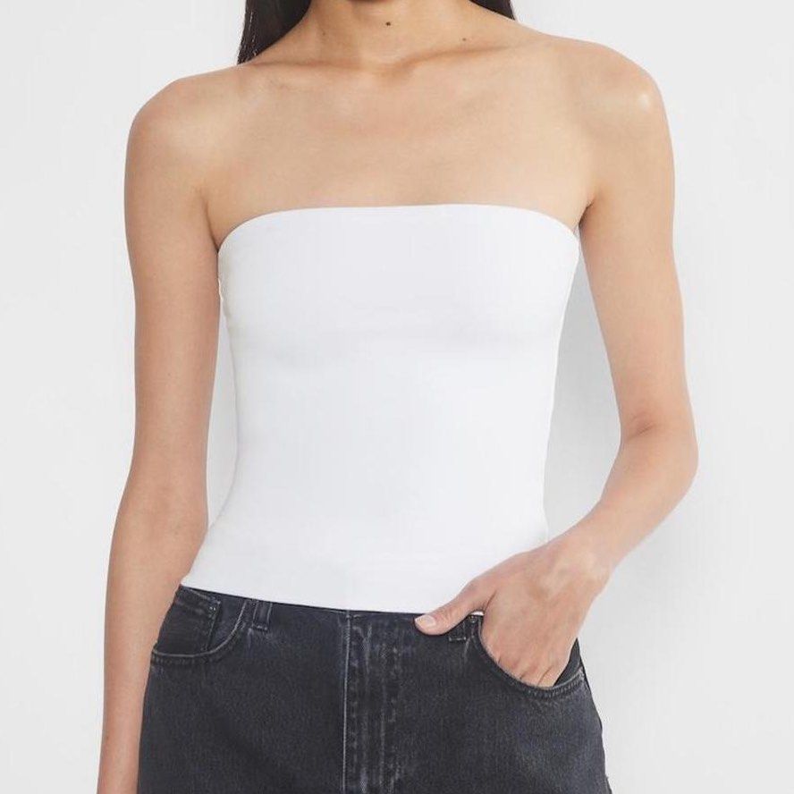 aritzia contour tube top (Category: Sleeveless) located in Makati City. Submitted by lastgirlonearthx (Listing ID 1469420360, Image 1). Description: 💌 brand new & guaranteed authentic 💌 item may come with or without tags 💌 available size: xxs, xs, s, m 💌 limited stocks only, once sold out, no restocks.