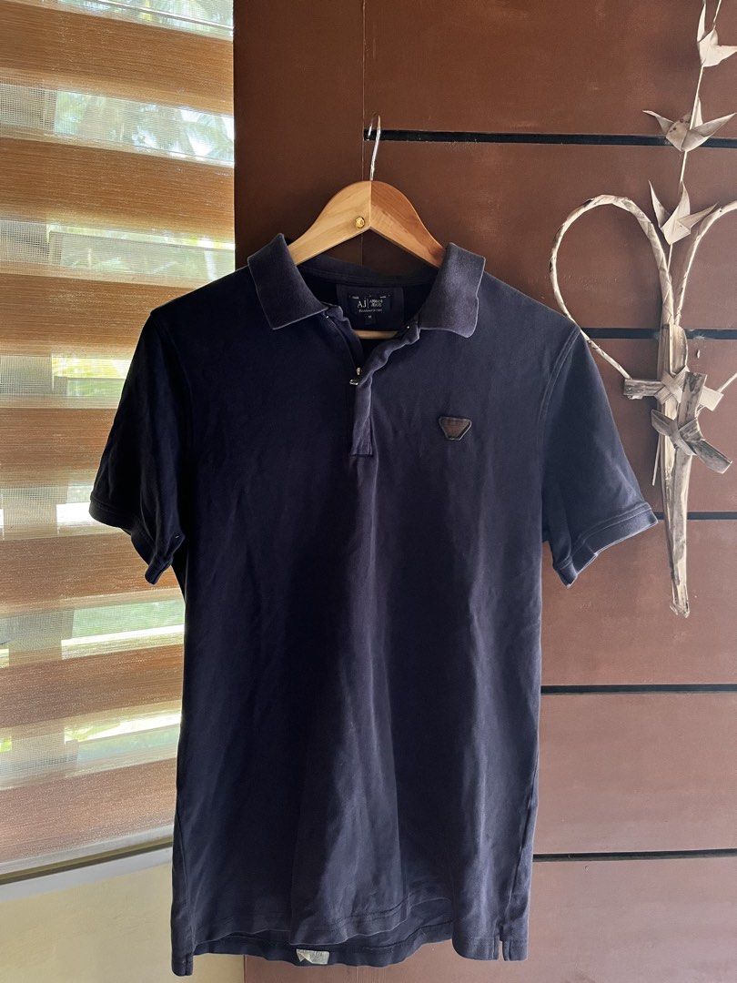 Armani Jeans Navy Polo Shirt Size M (Category: Tshirts & Polo Shirts ) located in Tagum. Submitted by thisisdavethriftzzz (Listing ID 1469539321, Image 1). Description: Details⬇️ Width: 20 Length: 27 Issue: None Color rate: 9/10 ₱250.