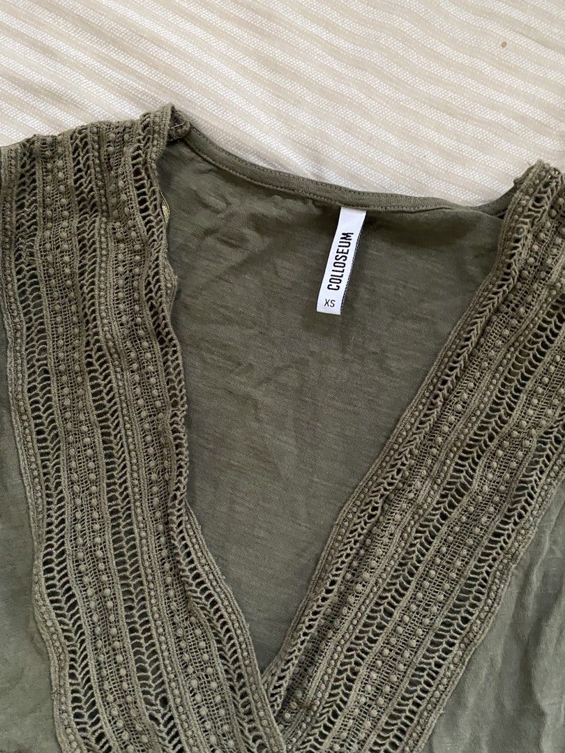 Army Green Blouse Ruffles (Category: Blouses) located in Manila. Submitted by nuelaar (Listing ID 1469396712, Image 2). Description: XS to Semi Large.