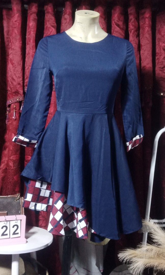 Ashlee patchwork dress (Category: Dresses) located in Manila. Submitted by wheneity67thifted (Listing ID 1469564431, Image 2). Description: This navy blue asymmetric skater dress features 3/4-length sleeves and a distinctive red and white plaid/checkered patchwork ruffle hem.