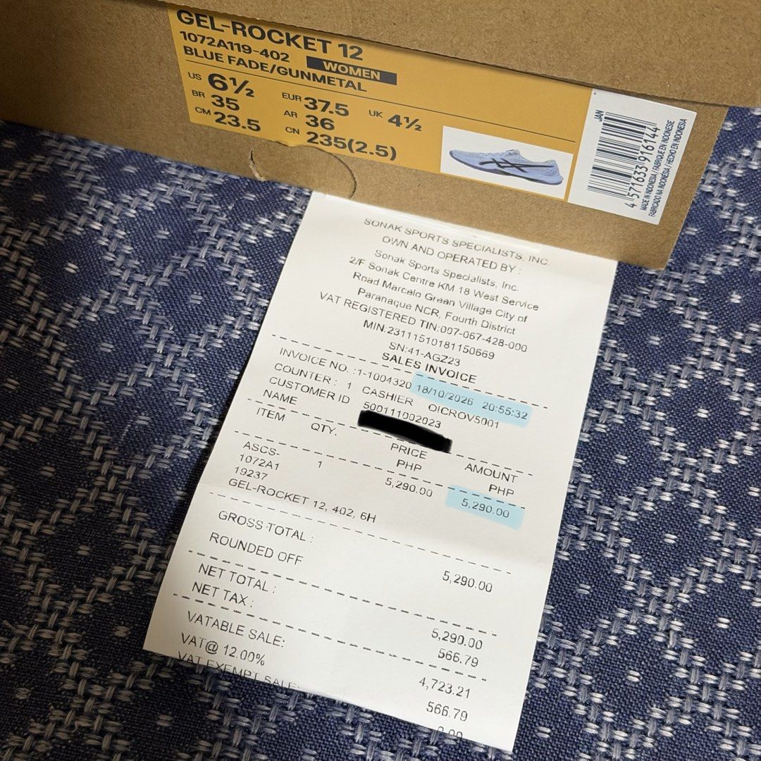 Asics Gel Rocket 12 (Category: Sneakers) located in Cainta. Submitted by thedeclutterchic (Listing ID 1469503734, Image 3). Description: Asics Gel Rocket 12 Size 6.5US Women's Blue Fade/Gunmetal Bought from Asics SM Megamall last October 18, 2026 Rfs: Needs a bigger size but the size 7 restock is delayed Selling at SRP.