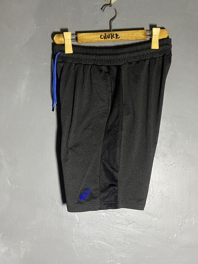 Asics Sweat Short (Category: Activewear) located in Cabuyao City. Submitted by chukz_x (Listing ID 1469525651, Image 1). Description: Asics Sweat Short Size : Medium Dimes : 30-34W 20L 10H Condition : Excellent Issue : cut tag ( authentic ) Price: 400 📍READY TO WEAR 📍Cabuyao Laguna.