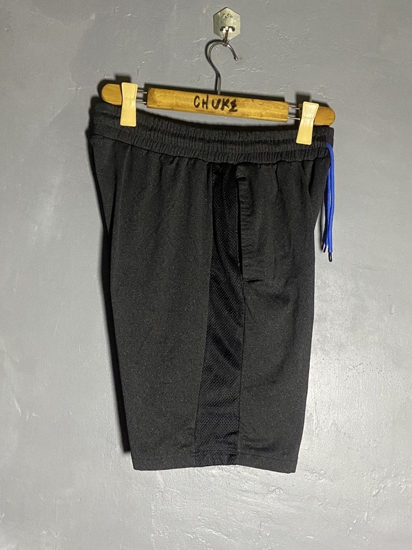 Asics Sweat Short (Category: Activewear) located in Cabuyao City. Submitted by chukz_x (Listing ID 1469525651, Image 2). Description: Asics Sweat Short Size : Medium Dimes : 30-34W 20L 10H Condition : Excellent Issue : cut tag ( authentic ) Price: 400 📍READY TO WEAR 📍Cabuyao Laguna.