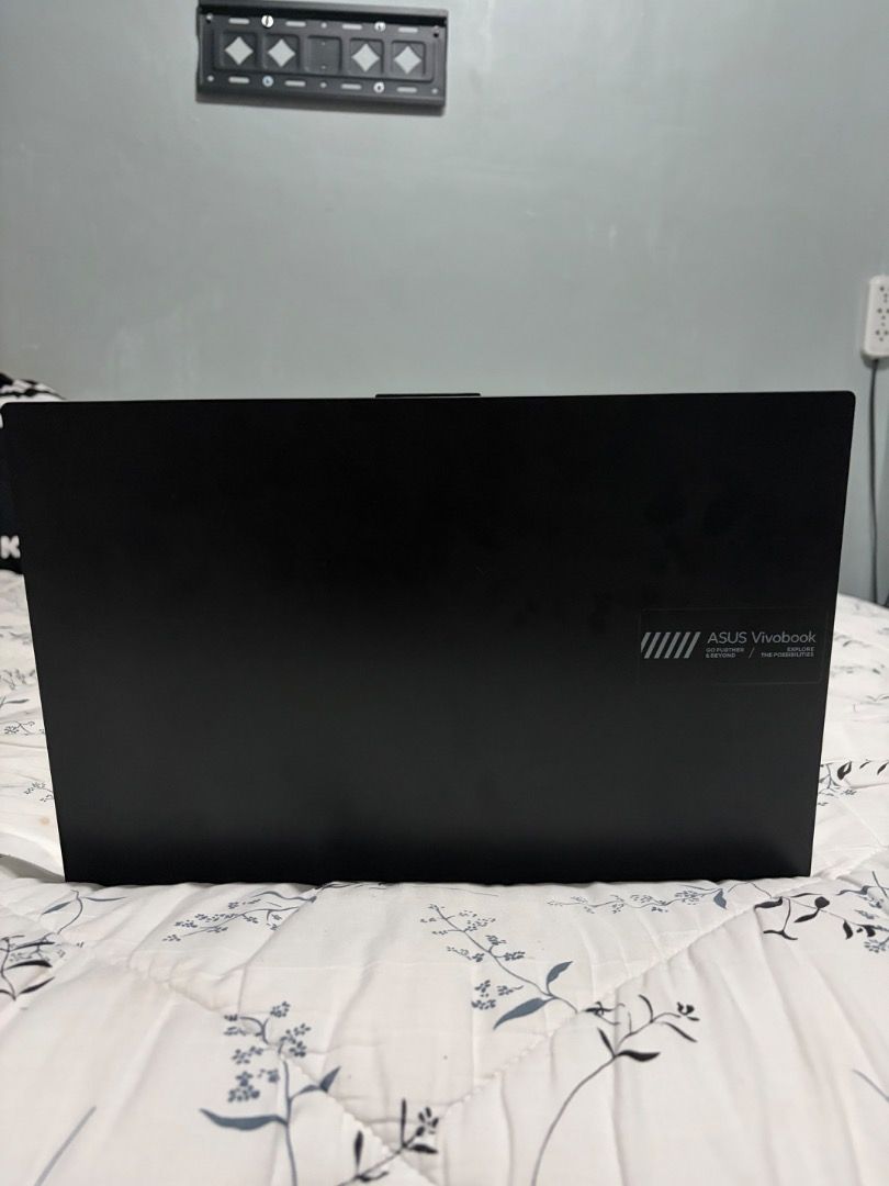 Asus Vivobook (Category: Laptops & Notebooks) located in Caloocan City. Submitted by nobleforest.3ed993 (Listing ID 1469503830, Image 3). Description: Asus Vivobook Asus Vivobook Go 15 • Processor: AMD Ryzen 3 7320U with Radeon Graphics • Graphics: Integrated AMD Radeon Graphics • RAM: 8GB • Display: 15.6-inch Full HD (1920 x 1080) • Operating System: Windows 11 Home • Weight & Build: 1.63 kg with a 180° lay-flat hinge and US MIL-STD-810H militar