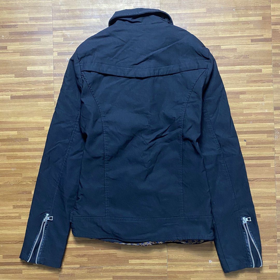 Asymmentrical japanese style jacket (Category: Coats, Jackets and Outerwear) located in Quezon City. Submitted by semantaryrave (Listing ID 1469551039, Image 2). Description: Asymmentrical biker biker Size- Small Width- 14 Length- 23 Good condition No issue .