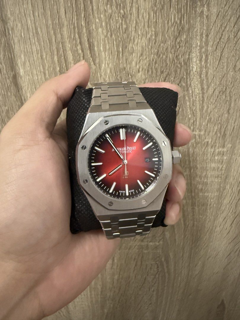 Audemars Piguet Royal Oak (Category: Luxury Watches) located in Manila. Submitted by crunchomega (Listing ID 1469394446, Image 1). Description: Audemars Piguet Royal Oak -41mm mens size -Superrr C only -Fashion and stylist mens watch -Comes with ordinary box -Serious takers message me.