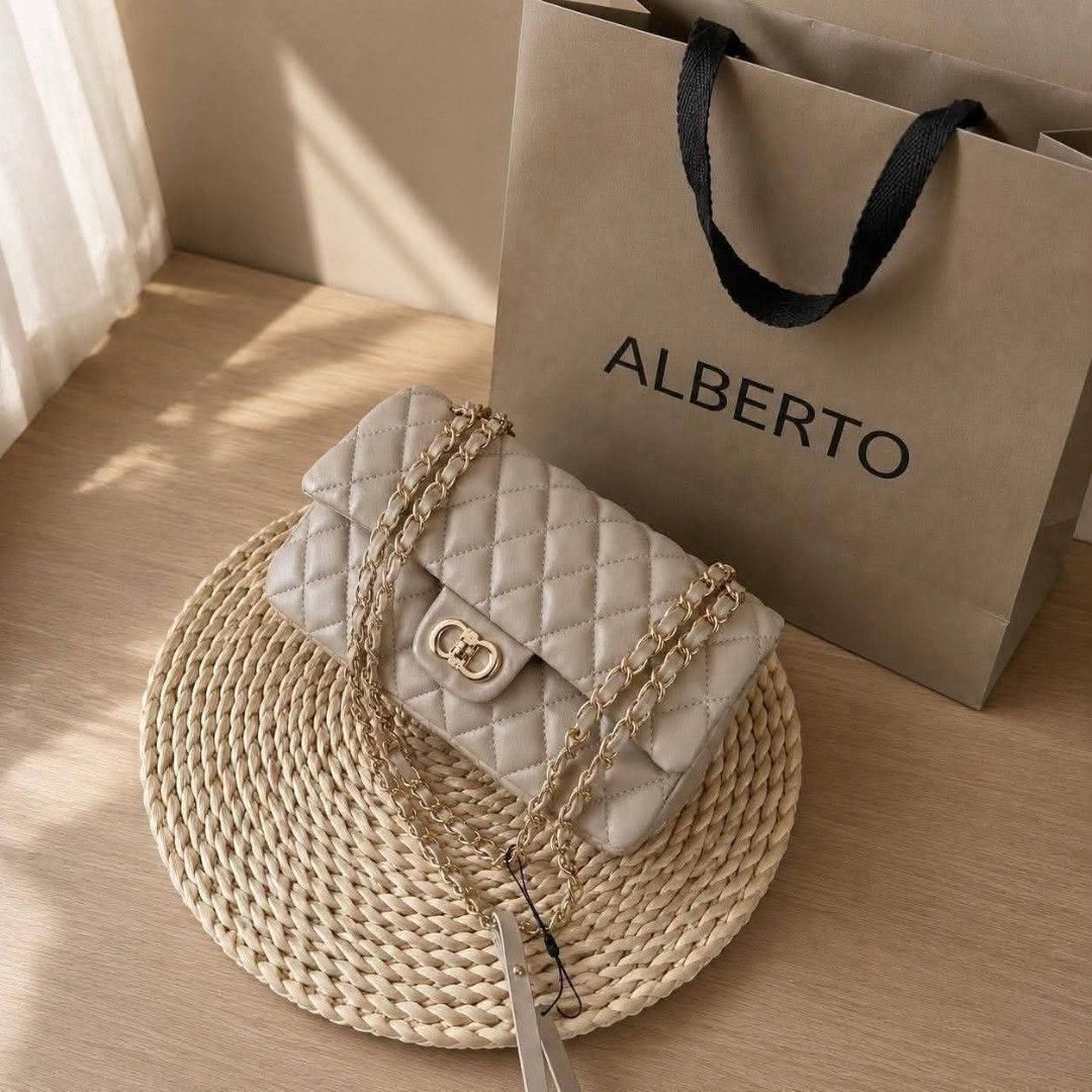 Auth Alberto Margate bag on sale (Category: Shoulder Bags) located in Caloocan City. Submitted by dripandvaporloungeph (Listing ID 1469542664, Image 3). Description: Auth Alberto Margate bag on sale 👜 Mall price: ₱2,499 Sale price: ₱2,199 only Complete with tags, dust bag, and paper bag. Few stocks only, reserve now.
