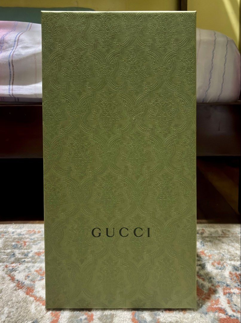 Authentic Gucci Shoebox (Category: Sneakers & Footwear) located in Manila. Submitted by nikashoppe (Listing ID 1469530079, Image 1). Description: authentic gucci shoebox - in very good condition!.
